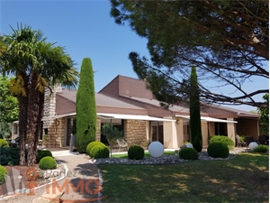 villa à la vente -   01150  LAGNIEU, surface 318 m2 vente villa - UBI413429990